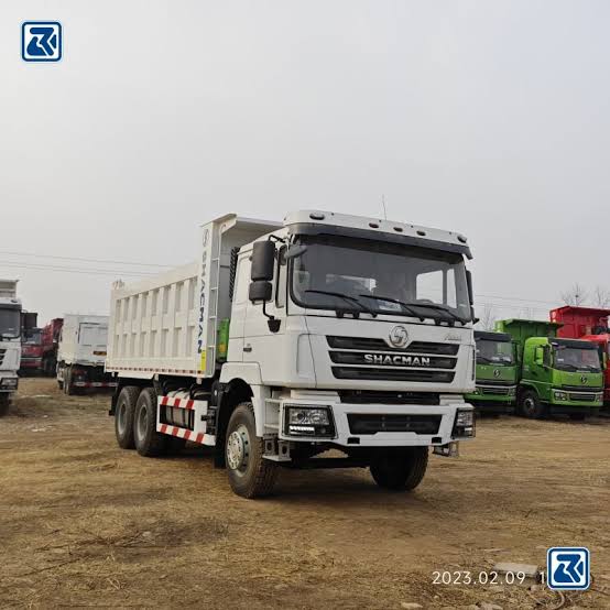 Shacman Truck - Model 2